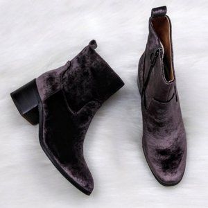 Velvety Heeled Boots in Purple-Brown sz 7